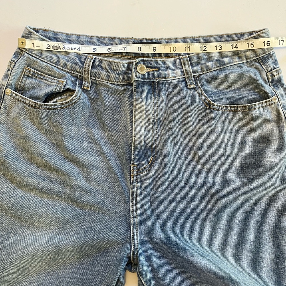 PrettyLittleThing Split Leg Jeans 16 UK/12 US - Picture 5 of 11